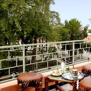 2* فندق علي